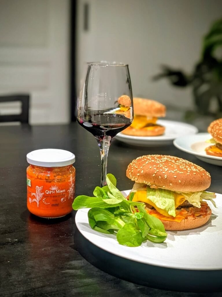 Burger garni de Capsi'Miam, photo envoyée par une cliente